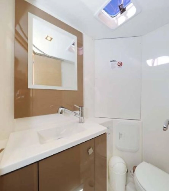 Fountaine Pajot Lucia 40 usado à venda