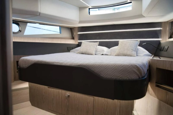 Cayman Yachts 540 WA de segunda mano en venta