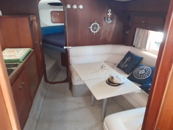 Fairline 33 usado à venda