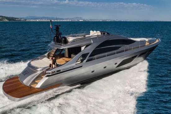 Pershing 8X novos à venda