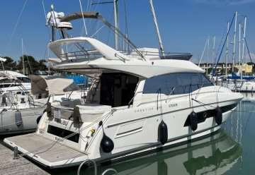 Prestige 460 FLY usata in vendita