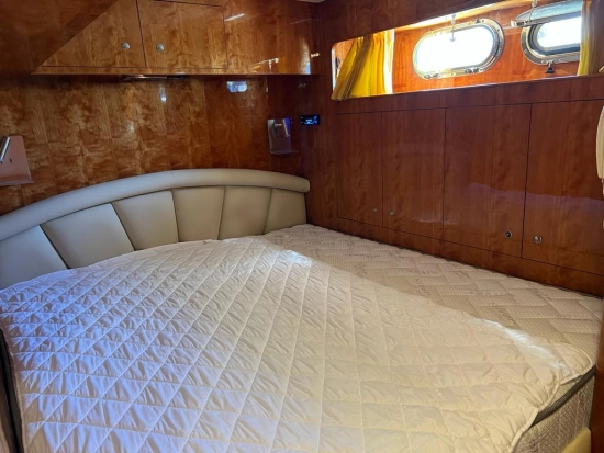 Elegance Yacht 68 usata in vendita