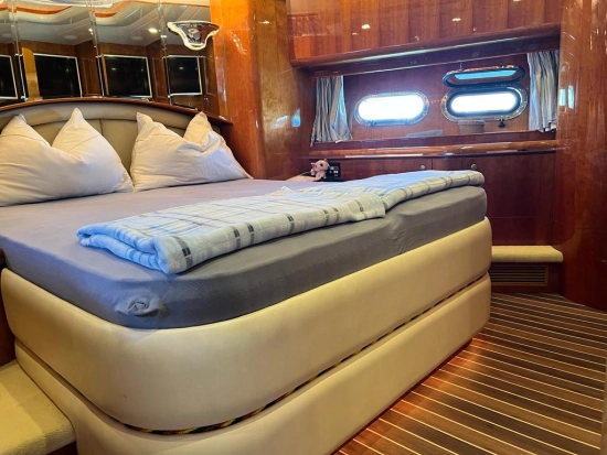 Elegance Yacht 68 usata in vendita