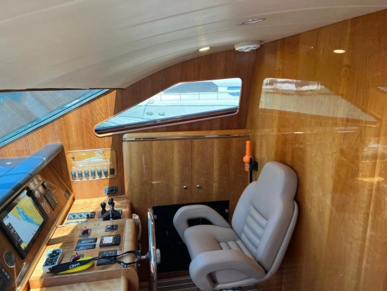 Elegance Yacht 68 usata in vendita