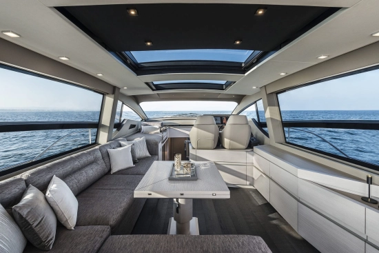 Pershing 7X usata in vendita