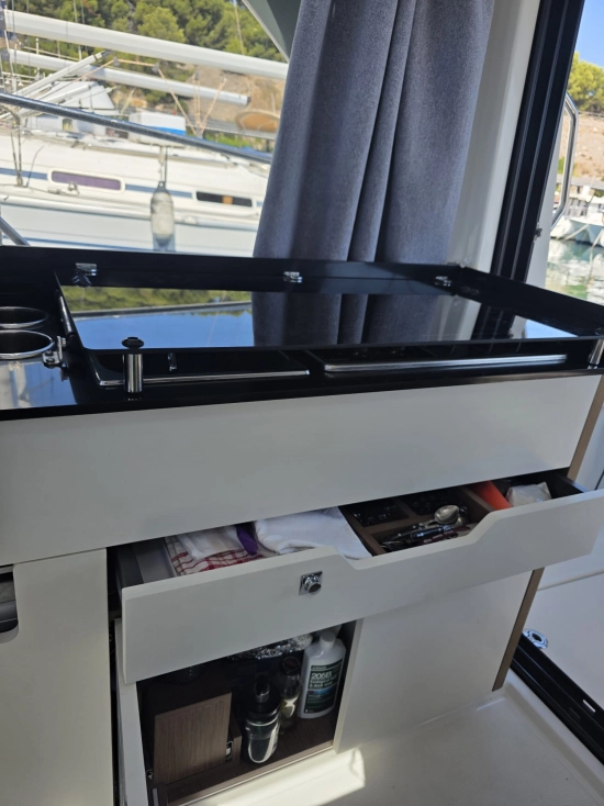 Beneteau Antares 9 de segunda mano en venta
