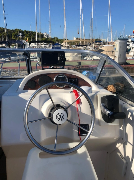 Quicksilver Cruiser 590 de segunda mano en venta