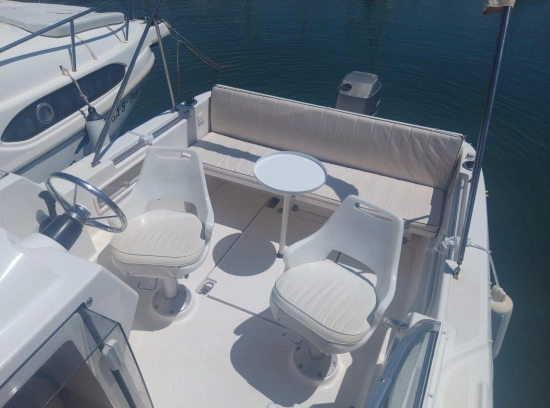 Quicksilver Cruiser 590 de segunda mano en venta