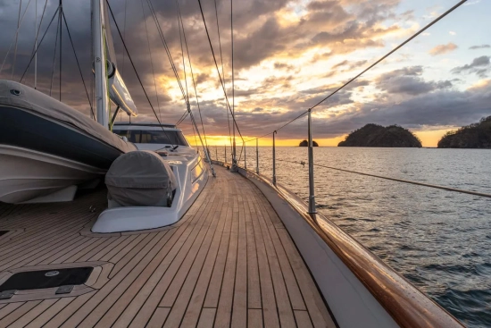 Alloy Yachts Sloop de segunda mano en venta