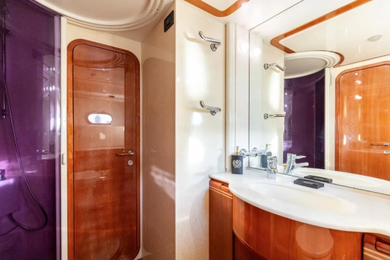 Ferretti 80 de segunda mano en venta