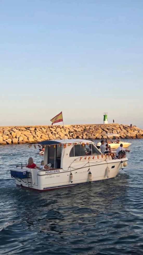 Beneteau Antares 760 usado à venda