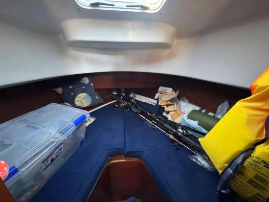 Beneteau Antares 760 usado à venda