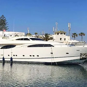 Custom Line 94 usata in vendita