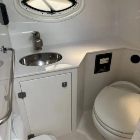 Monterey 295 Sport Yacht de segunda mano en venta