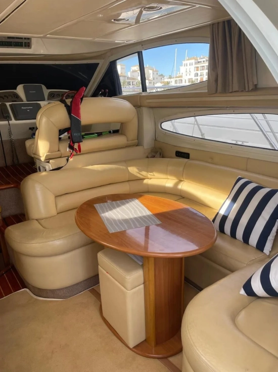 Sealine F37 de segunda mano en venta