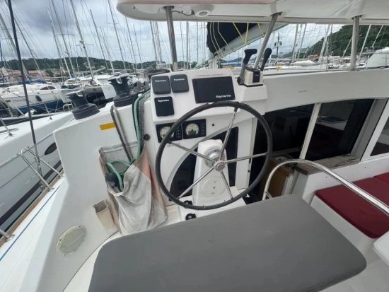 Lagoon 380 S2 usata in vendita