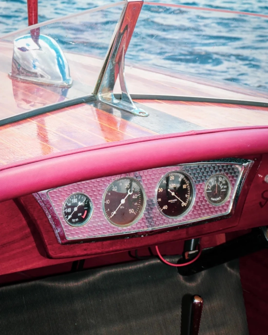 Chris Craft Deluxe Runabout usata in vendita