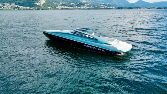 Albatro Srl 32 Evo XL usado à venda