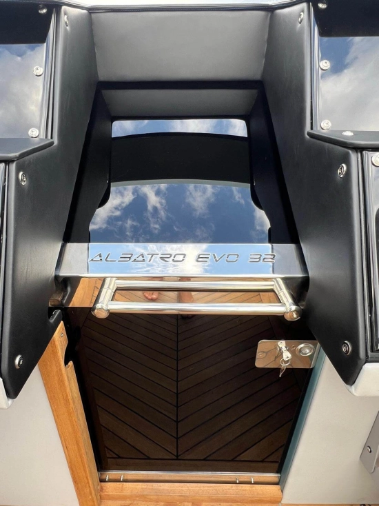 Albatro Srl 32 Evo XL usado à venda