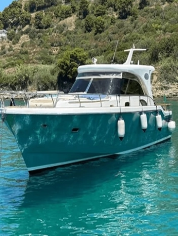 Class Yacht Premiere 43 usata in vendita