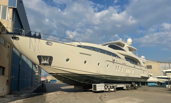 Azimut 116 usata in vendita