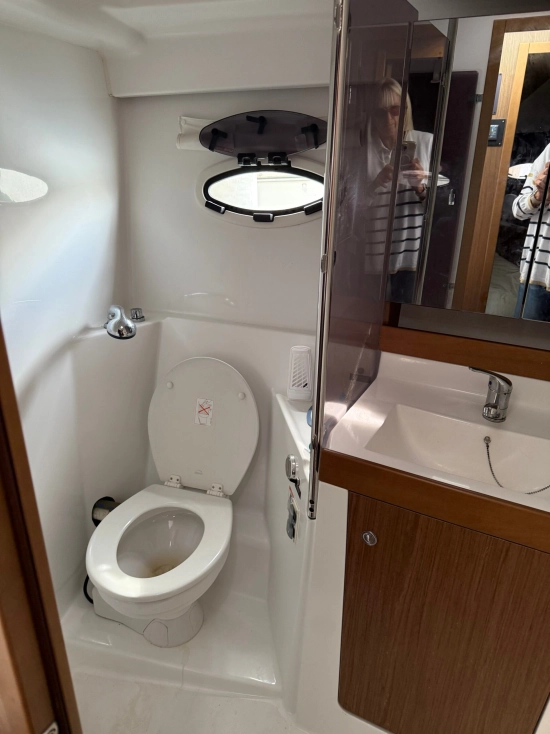Beneteau Antares 36 usata in vendita