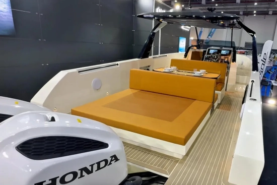 Sole Power Boats SP35 novos à venda