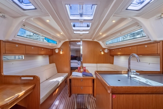 Bavaria Yachts Cruiser 37 de segunda mano en venta