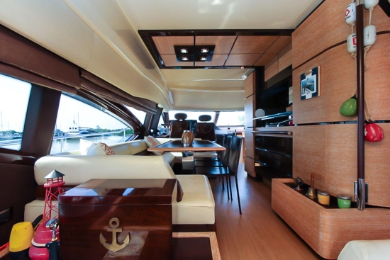 Azimut 70 usata in vendita