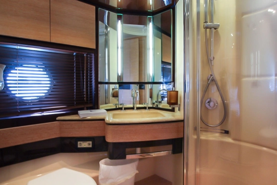 Azimut 70 usata in vendita