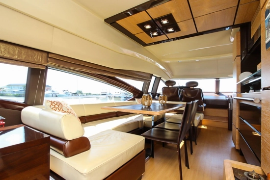 Azimut 70 usata in vendita