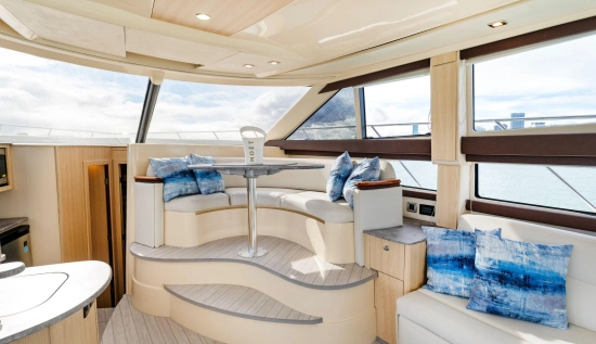 Meridian 391 Sedan de segunda mano en venta