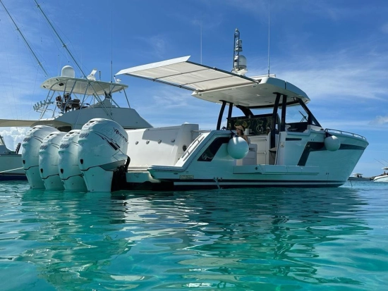 Ocean Alexander 45 Divergence usado à venda
