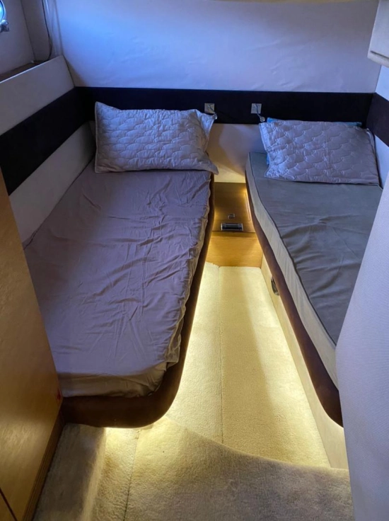 Azimut Atlantis 54 usata in vendita