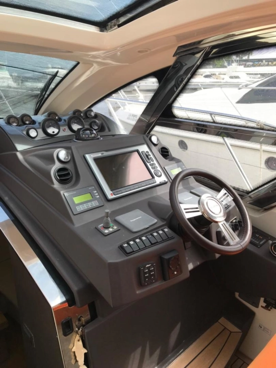 Azimut Atlantis 54 usata in vendita