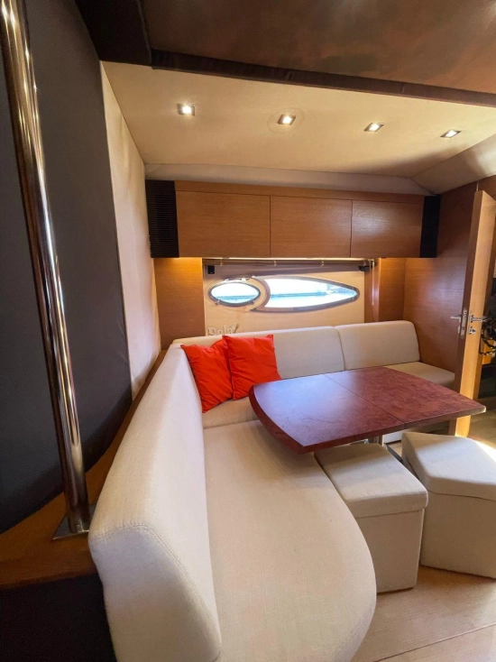Azimut Atlantis 54 usata in vendita