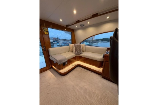 Bertram 630 Convertible de segunda mano en venta
