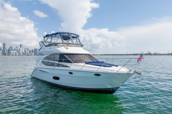 Meridian 391 Sedan de segunda mano en venta