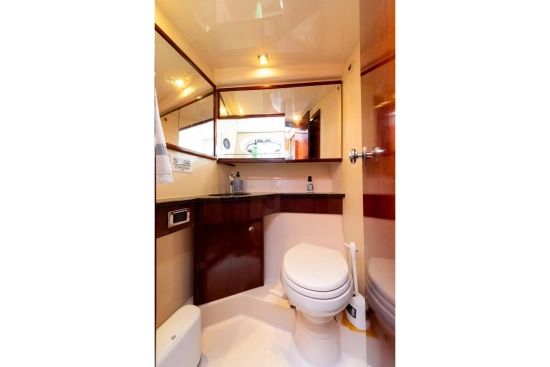Meridian 391 Sedan de segunda mano en venta