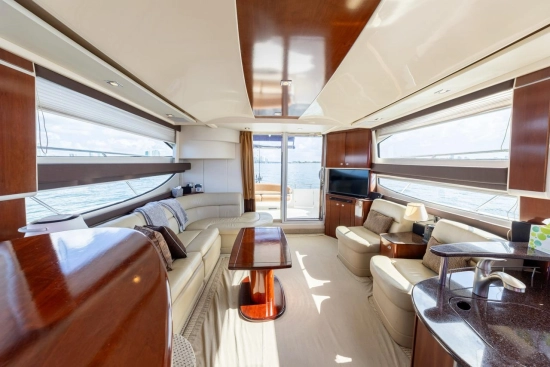 Meridian 391 Sedan de segunda mano en venta