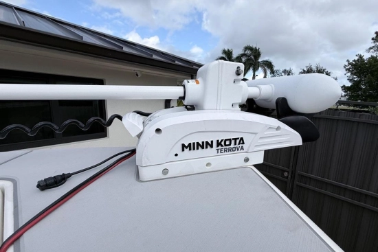 Sea Pro 222 Center Console usado à venda