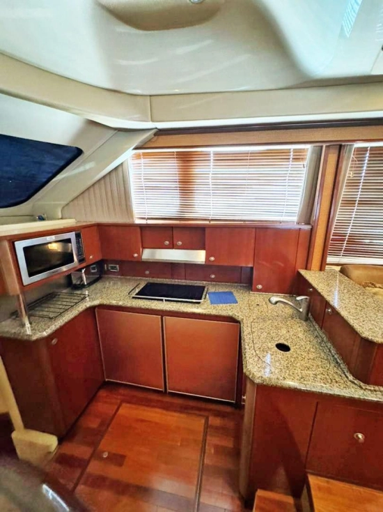 Sea Ray Sedan Bridge de segunda mano en venta
