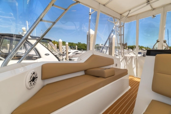 Hatteras Yachts 46 Convertible usata in vendita