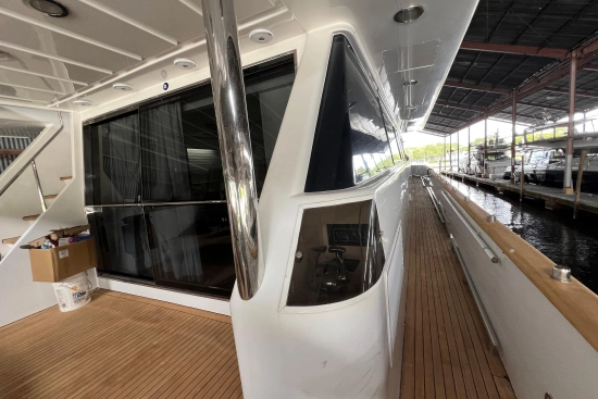 Falcon Yachts 106 usata in vendita