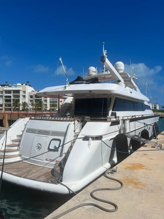Falcon Yachts 106 usata in vendita