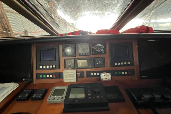 Falcon Yachts 106 usata in vendita