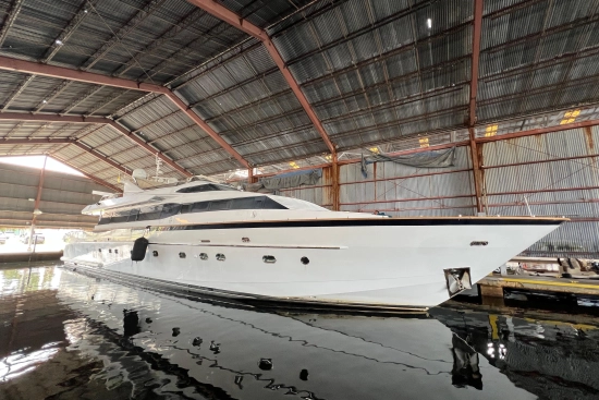 Falcon Yachts 106 usata in vendita
