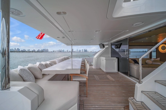 Azimut Grande 30 m usata in vendita