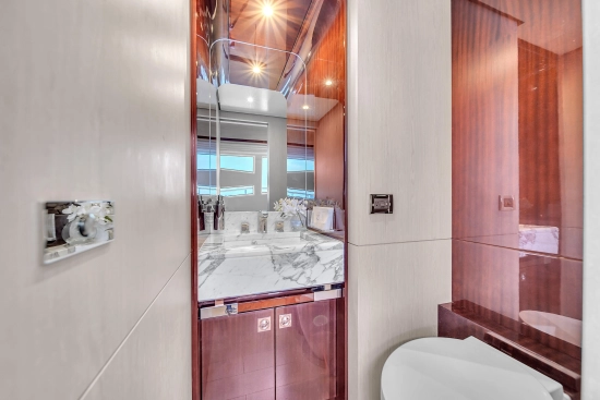 Azimut Grande 30 m usata in vendita