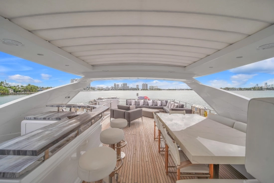 Azimut Grande 30 m usata in vendita